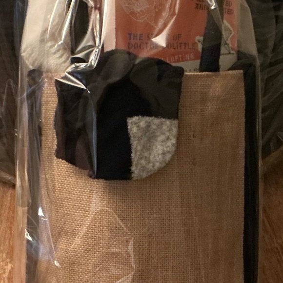 Bow Jute Bag Gift Basket - Picture 3 of 4